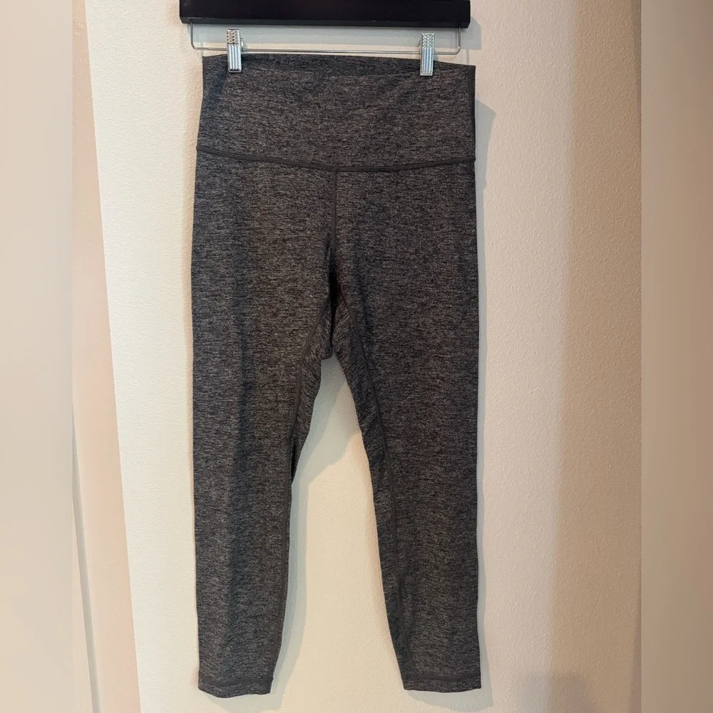 lululemon athletica Gray Leggings - Picture 4 of 7